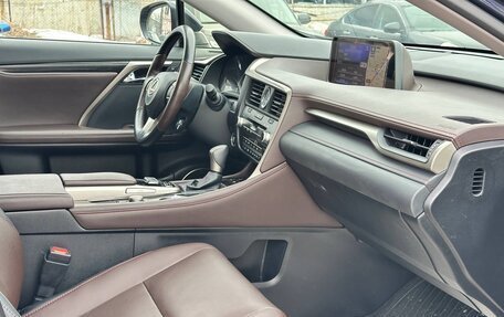 Lexus RX IV рестайлинг, 2017 год, 4 190 000 рублей, 26 фотография