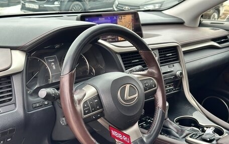 Lexus RX IV рестайлинг, 2017 год, 4 190 000 рублей, 20 фотография