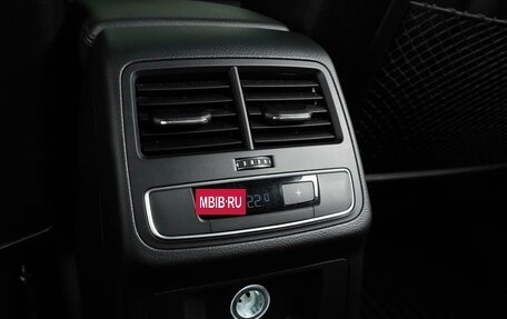 Audi A4, 2018 год, 2 396 000 рублей, 12 фотография