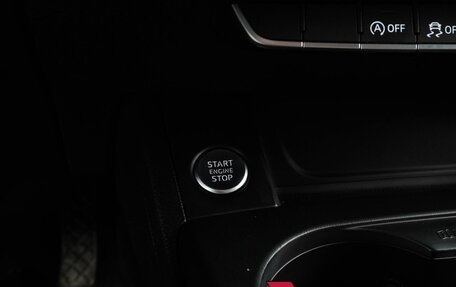 Audi A4, 2018 год, 2 396 000 рублей, 22 фотография