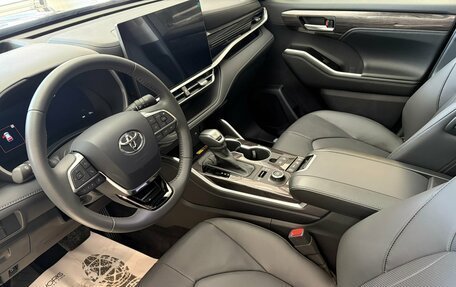 Toyota Highlander, 2025 год, 5 900 000 рублей, 7 фотография