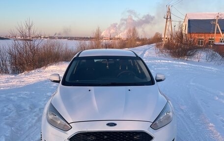 Ford Focus III, 2017 год, 900 000 рублей, 1 фотография