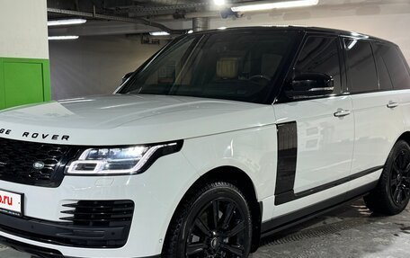 Land Rover Range Rover IV рестайлинг, 2018 год, 9 300 000 рублей, 1 фотография
