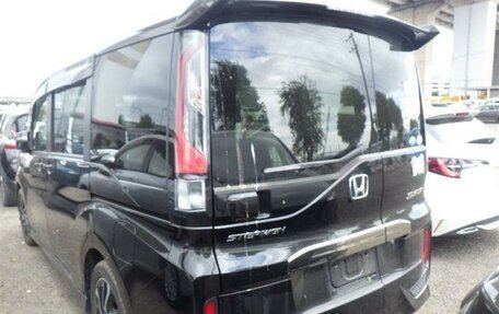 Honda Stepwgn IV, 2021 год, 3 100 000 рублей, 3 фотография