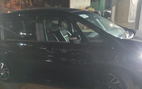 Honda Stepwgn IV, 2021 год, 3 100 000 рублей, 13 фотография