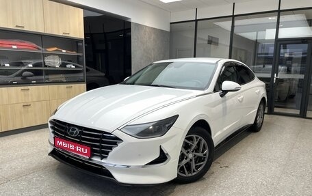 Hyundai Sonata VIII, 2021 год, 2 450 000 рублей, 1 фотография