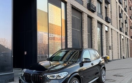 BMW X5 M, 2021 год, 10 200 000 рублей, 2 фотография