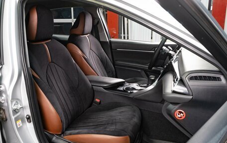 Toyota Camry, 2018 год, 2 749 000 рублей, 8 фотография