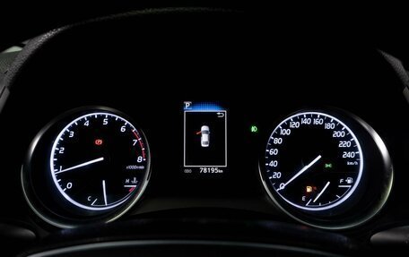 Toyota Camry, 2018 год, 2 749 000 рублей, 13 фотография