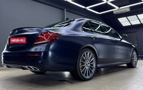 Mercedes-Benz E-Класс, 2019 год, 6 500 000 рублей, 17 фотография