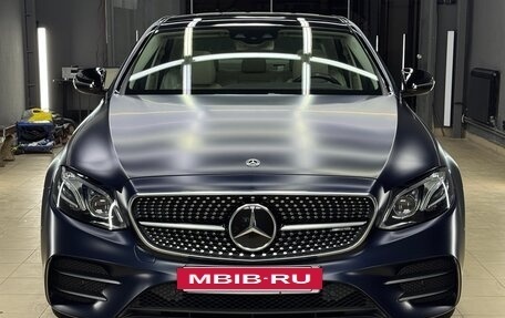 Mercedes-Benz E-Класс, 2019 год, 6 500 000 рублей, 18 фотография