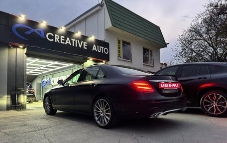 Mercedes-Benz E-Класс, 2019 год, 6 500 000 рублей, 7 фотография