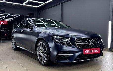 Mercedes-Benz E-Класс, 2019 год, 6 500 000 рублей, 13 фотография