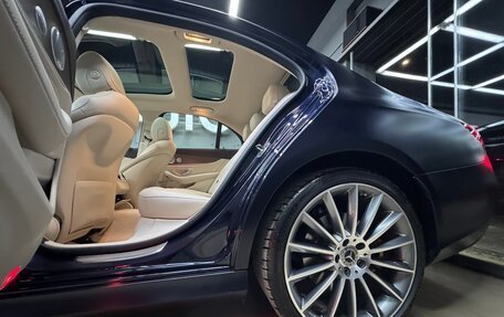 Mercedes-Benz E-Класс, 2019 год, 6 500 000 рублей, 27 фотография