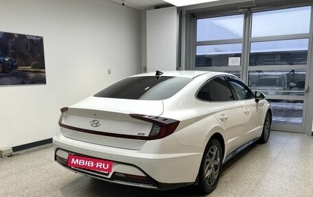 Hyundai Sonata VIII, 2021 год, 2 450 000 рублей, 4 фотография