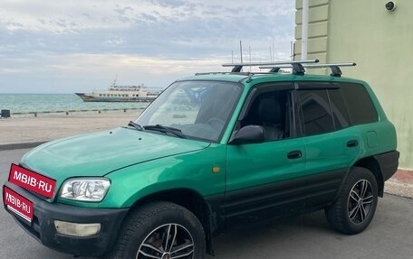 Toyota RAV4, 1998 год, 650 000 рублей, 1 фотография