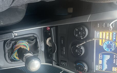 Toyota Corolla, 2011 год, 900 000 рублей, 8 фотография