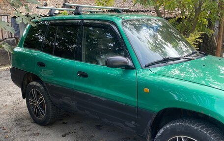 Toyota RAV4, 1998 год, 650 000 рублей, 8 фотография