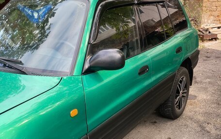 Toyota RAV4, 1998 год, 650 000 рублей, 3 фотография