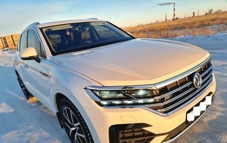 Volkswagen Touareg III, 2018 год, 5 430 000 рублей, 5 фотография