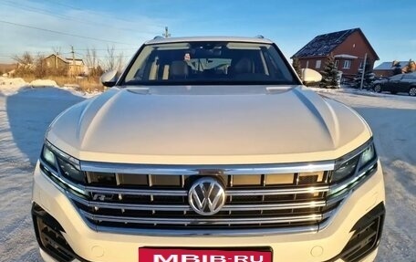 Volkswagen Touareg III, 2018 год, 5 430 000 рублей, 3 фотография