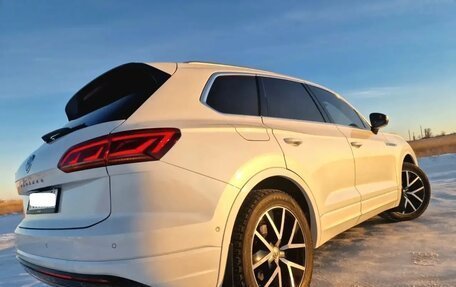 Volkswagen Touareg III, 2018 год, 5 430 000 рублей, 9 фотография