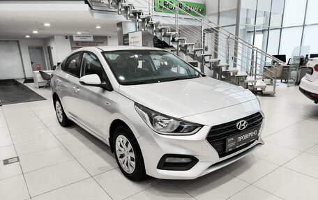 Hyundai Solaris II рестайлинг, 2017 год, 1 250 000 рублей, 3 фотография