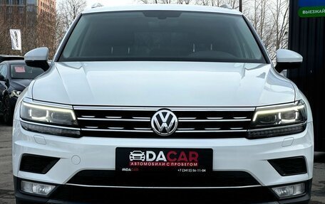 Volkswagen Tiguan II, 2017 год, 2 629 000 рублей, 2 фотография
