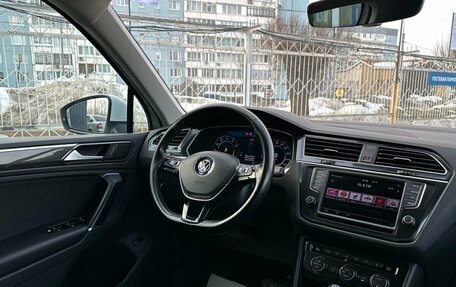 Volkswagen Tiguan II, 2017 год, 2 629 000 рублей, 13 фотография