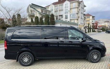 Mercedes-Benz V-Класс, 2017 год, 3 590 000 рублей, 4 фотография
