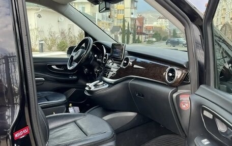 Mercedes-Benz V-Класс, 2017 год, 3 590 000 рублей, 9 фотография