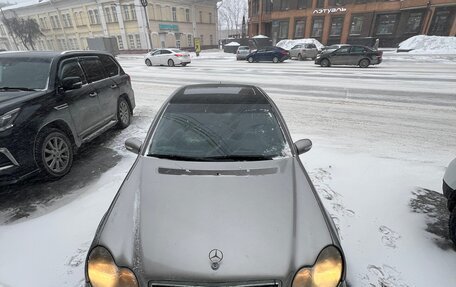 Mercedes-Benz C-Класс, 2004 год, 508 000 рублей, 1 фотография