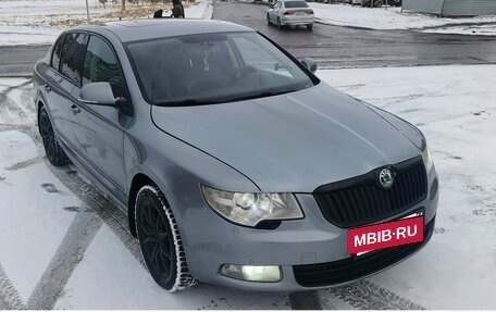 Skoda Superb III рестайлинг, 2010 год, 750 000 рублей, 2 фотография