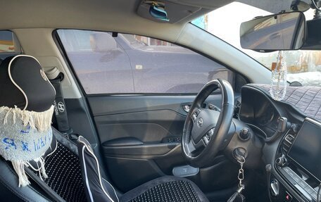 Hyundai Solaris II рестайлинг, 2021 год, 1 600 000 рублей, 10 фотография