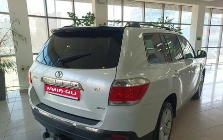 Toyota Highlander III, 2012 год, 1 970 000 рублей, 5 фотография