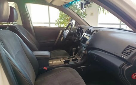 Toyota Highlander III, 2012 год, 1 970 000 рублей, 18 фотография