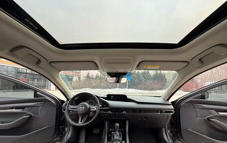 Mazda 3, 2022 год, 1 850 000 рублей, 8 фотография