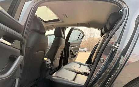 Mazda 3, 2022 год, 1 850 000 рублей, 12 фотография