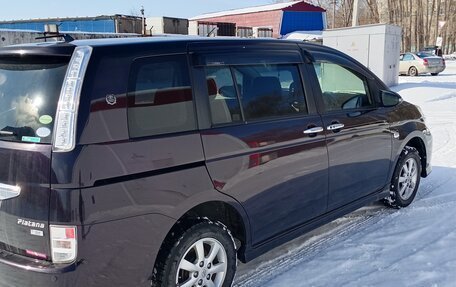 Toyota ISis I, 2014 год, 1 600 000 рублей, 2 фотография