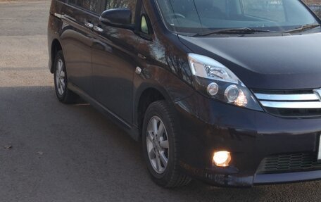 Toyota ISis I, 2014 год, 1 600 000 рублей, 13 фотография