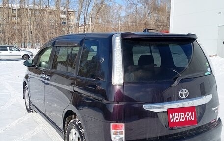 Toyota ISis I, 2014 год, 1 600 000 рублей, 4 фотография