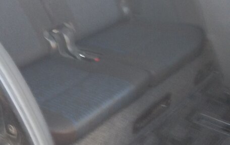 Toyota ISis I, 2014 год, 1 600 000 рублей, 19 фотография