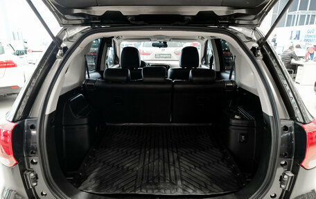 Mitsubishi Outlander III рестайлинг 3, 2018 год, 2 260 000 рублей, 10 фотография