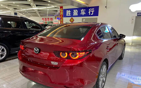 Mazda 3, 2022 год, 1 750 000 рублей, 5 фотография