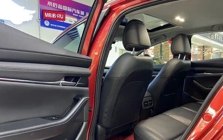 Mazda 3, 2022 год, 1 750 000 рублей, 12 фотография