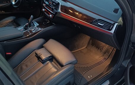 BMW 5 серия, 2018 год, 3 500 000 рублей, 8 фотография