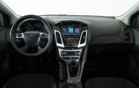 Ford Focus III, 2013 год, 900 000 рублей, 7 фотография