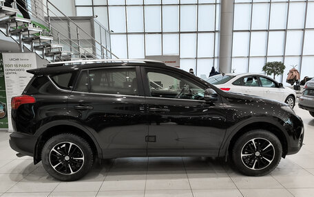 Toyota RAV4, 2014 год, 1 995 000 рублей, 5 фотография