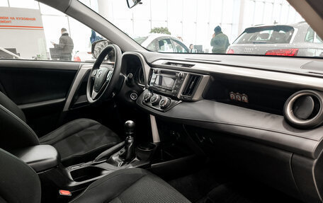 Toyota RAV4, 2014 год, 1 995 000 рублей, 13 фотография