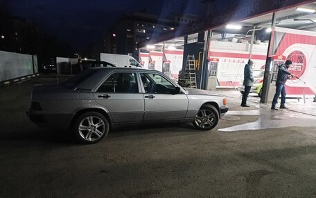 Mercedes-Benz 190 (W201), 1990 год, 1 250 000 рублей, 16 фотография